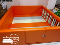 คอกเด็กสีส้ม_๒๒๐๘๐๒_13.jpg - ผลิตคอกกั้นเด็กขนาด 6 x 6.5 ฟุต | https://hatyaisofa.com